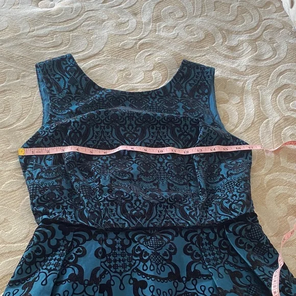 Beige by ECI Teal Black Velvet Scroll A-Line Fit & Flare  Dress Size 6 - Picture 5 of 11